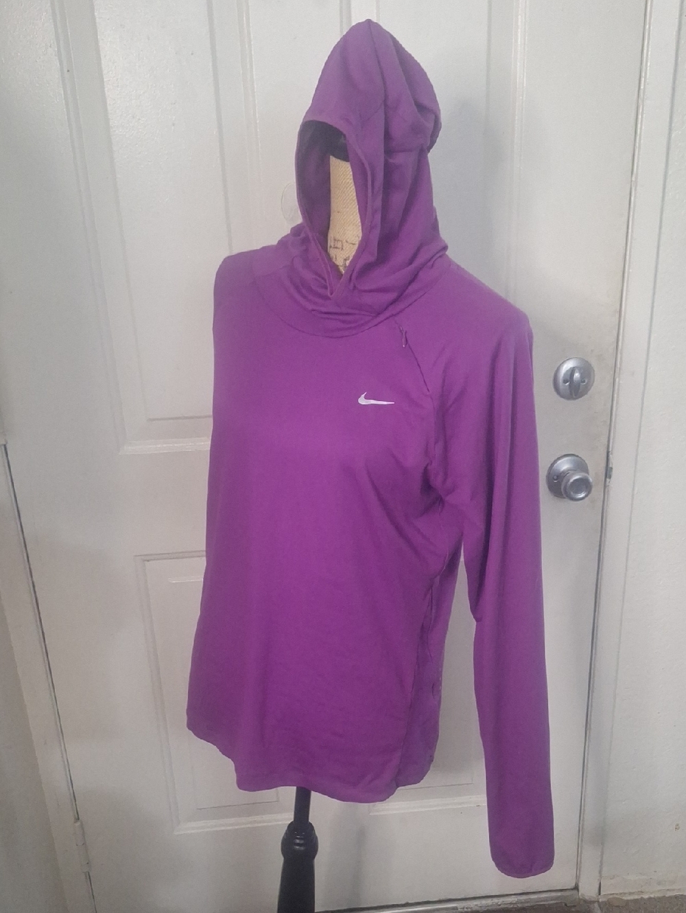 Nike Purple Women's Hooded Long Sleeve Athletic Top